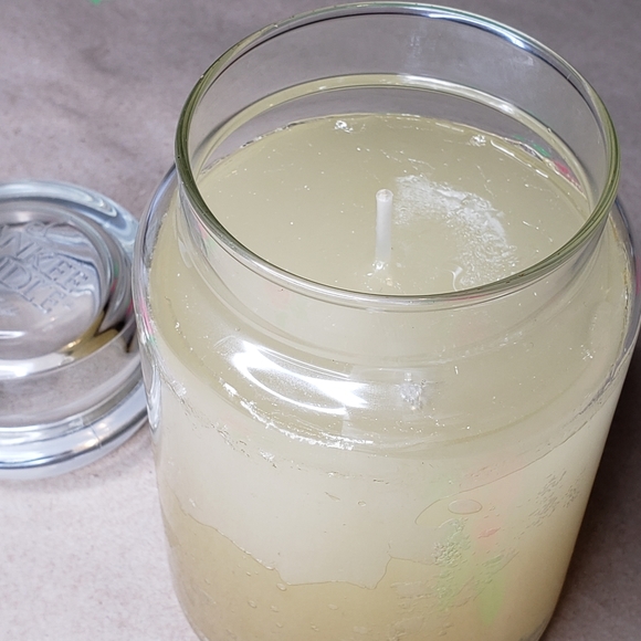 NEW YANKEE CANDLE 22 OZ JAR - LET FREEDOM RING - Picture 6 of 9